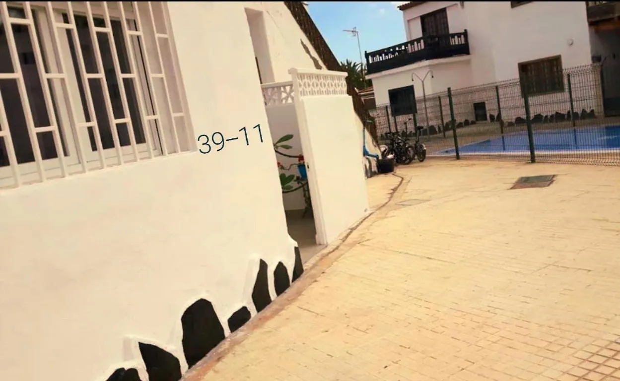 Vakantiehuis * Holiday Home * Casa De Vacaciones * Urb. Chayofita Costa Del Silencio Spain